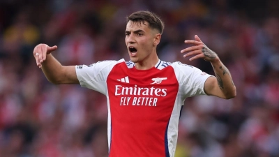 Звезда «Арсенала» ведёт переговоры об уходе после того, как он не попал в заявку на матч с «Манчестер Юнайтед»