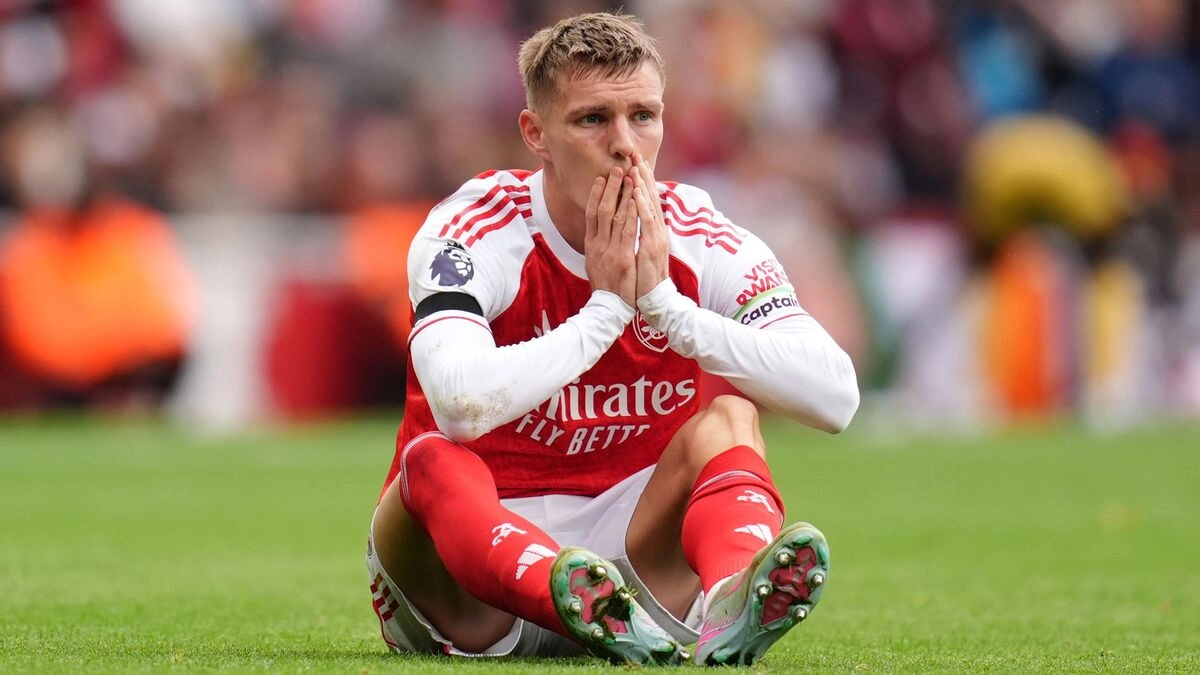 Бывший врач Мартина Эдегора дал мрачный прогноз относительно травмы колена полузащитника «Арсенала»