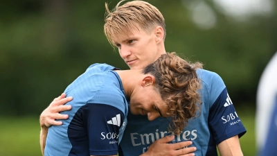 Два источника опровергают заявления о том, что «Барселона» купит звёздного плеймейкера «Арсенала»